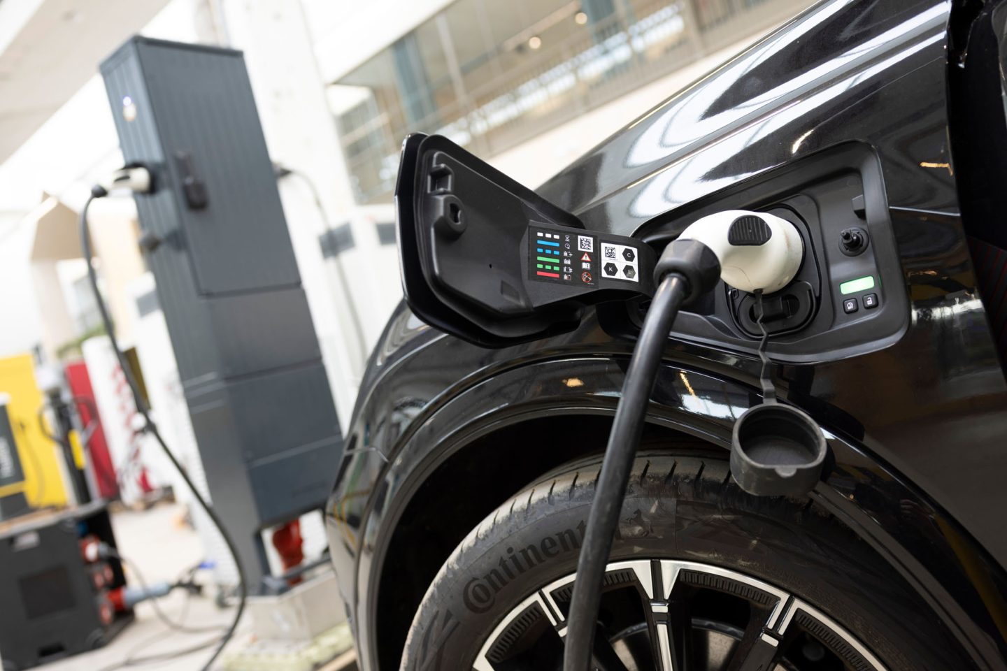 ElaadNL - Testopstelling in het Elaad Testlab